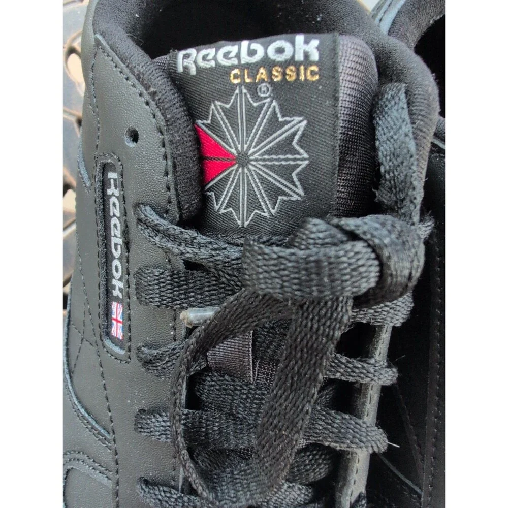 Reebok Classic Black Sneakers Boys Size 5, Women Size 7